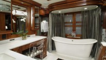 Yacht BLIND DATE 161 -  Master Bath